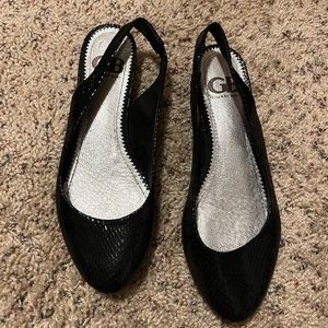 Black Gianni Bini flats